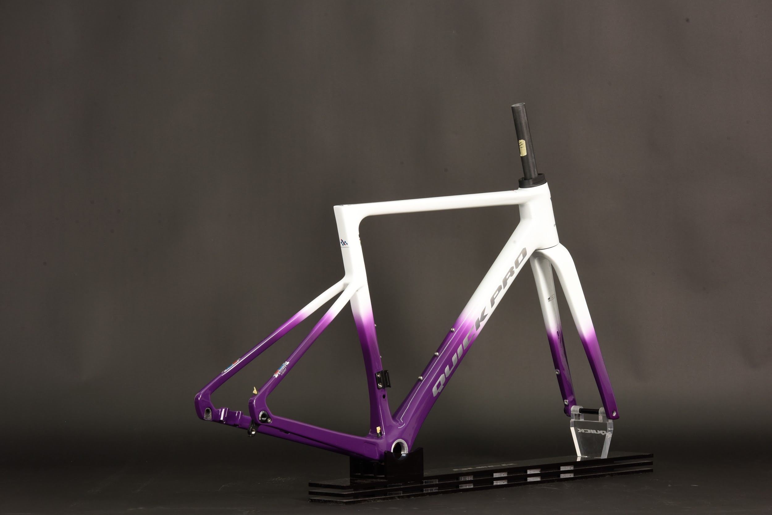 AR:ONE CUSTOM COLOR - AR6
