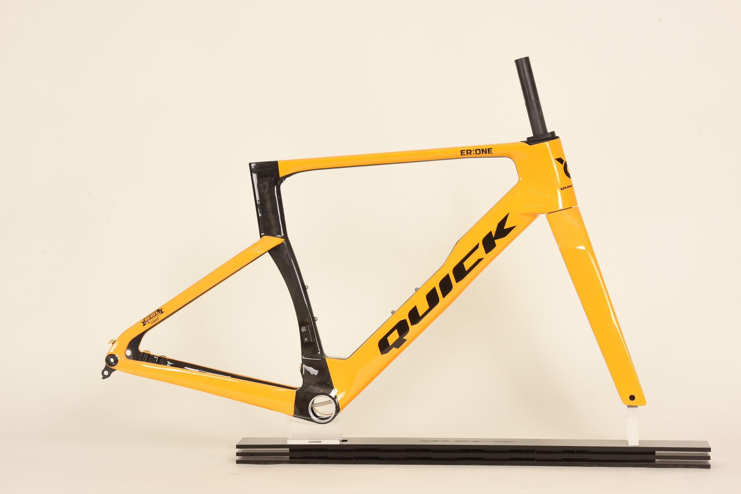 ER:ONE CUSTOM COLOR - ER14 frameset