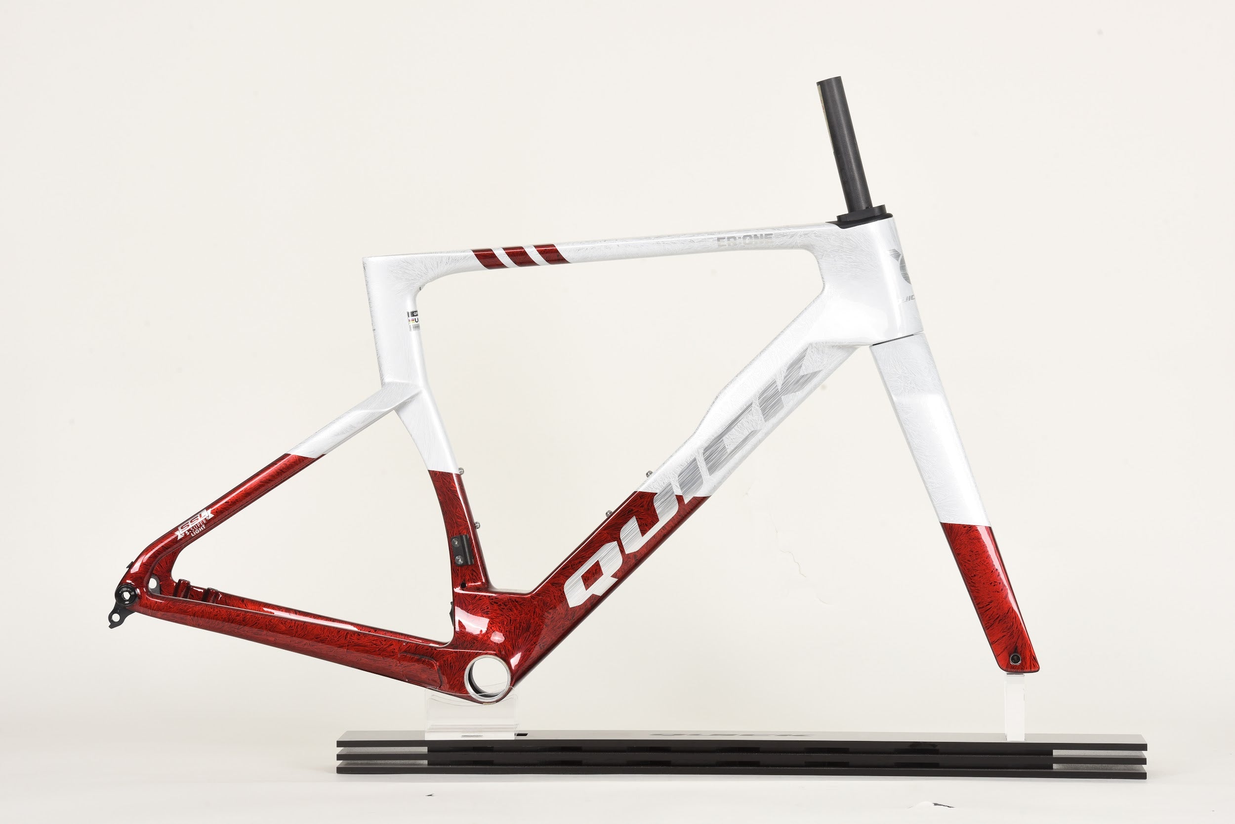ER:ONE CUSTOM COLOR - ER2 frameset