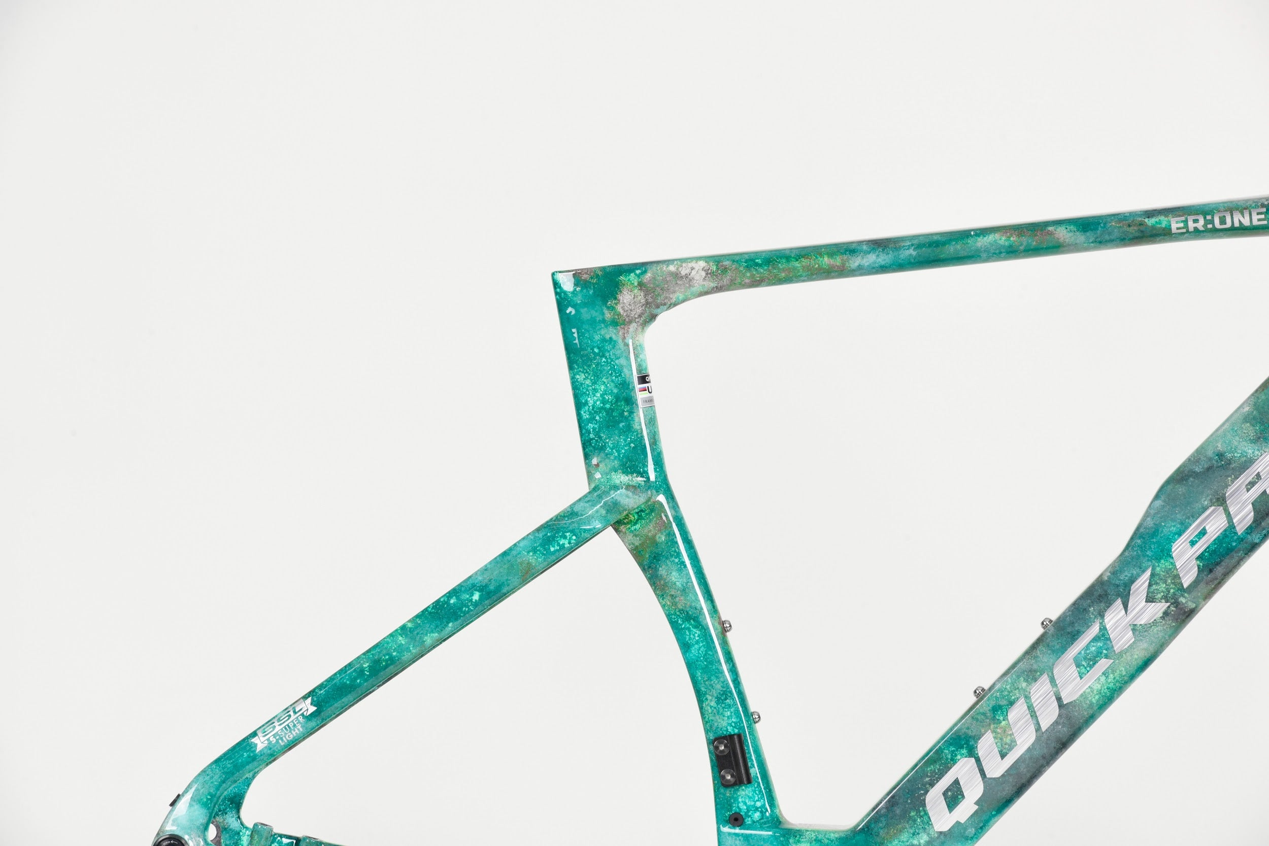 ER:ONE CUSTOM COLOR - ER24