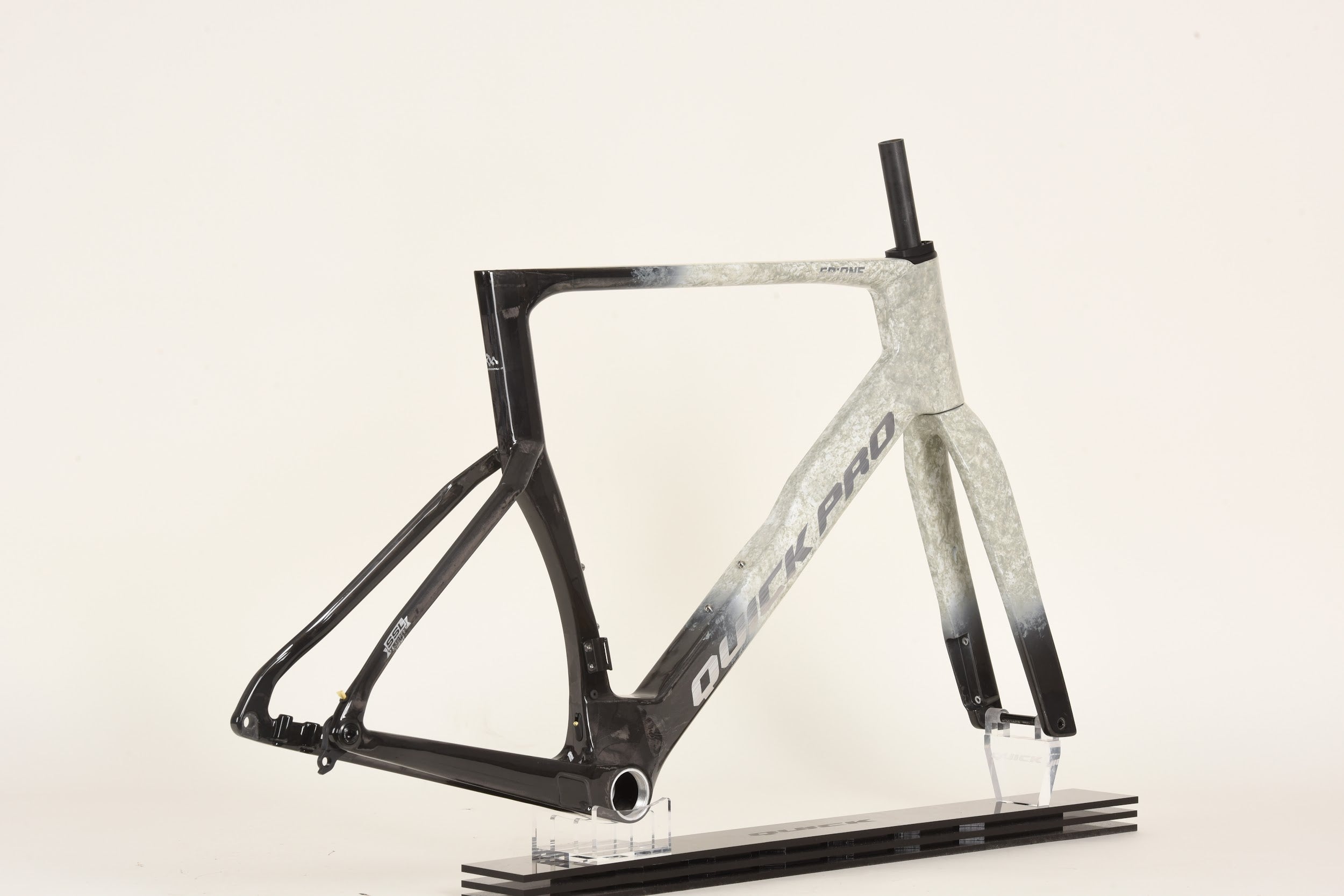 ER:ONE CUSTOM COLOR - ER35